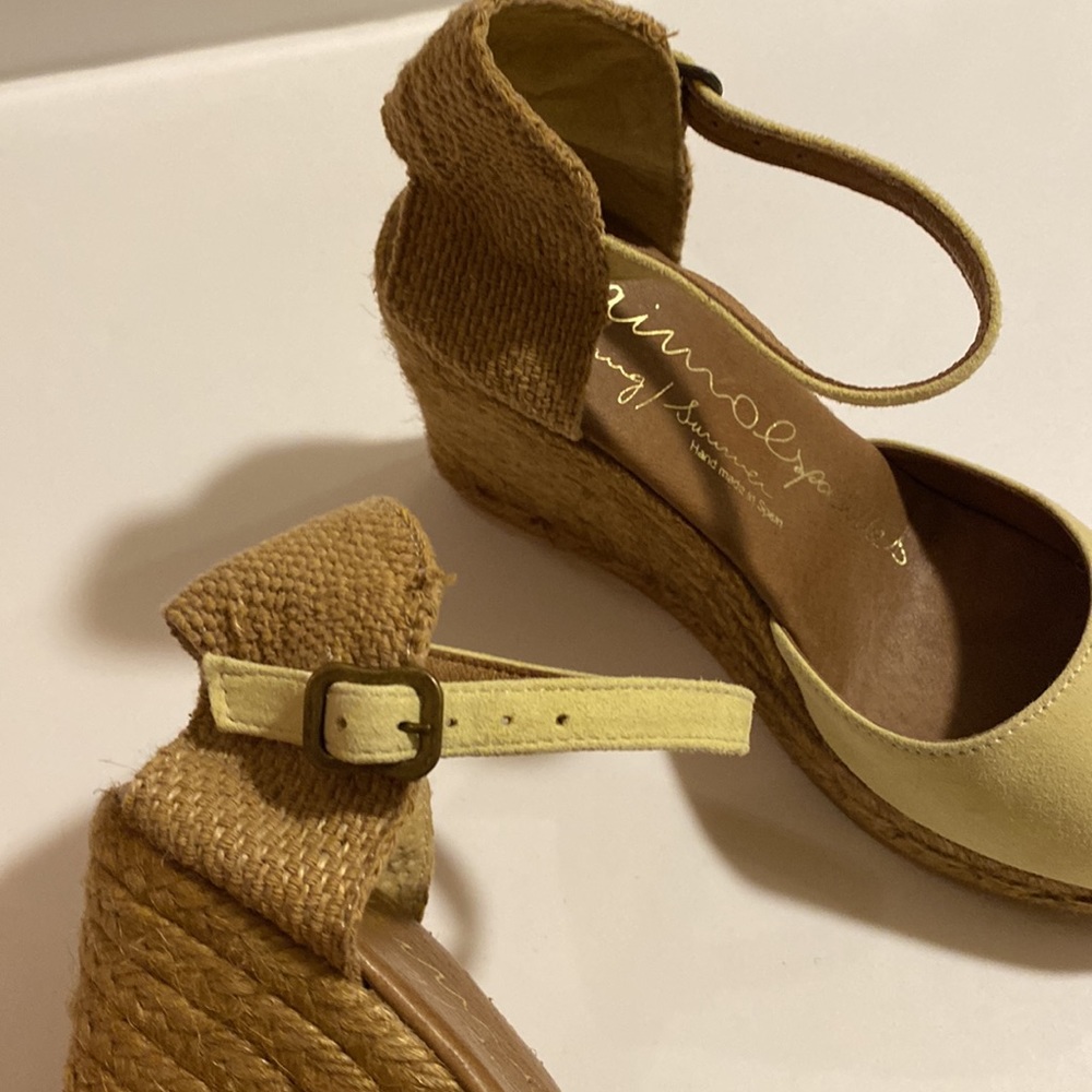 ✨NEW✨SUEDE WEDGE ESPADRILLES LIGHT YELLOW - Picture 8 of 16